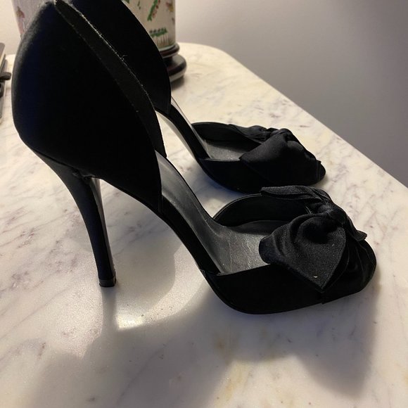 Stuart Weitzman Evening/Formal Shoes - Picture 3 of 3